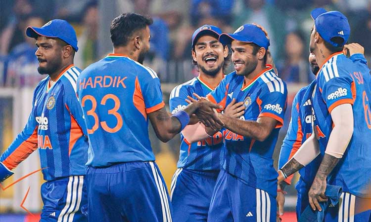 3வது டி20:  இந்தியா அபார பந்துவீச்சு...154 ரன்களை இலக்காக நிர்ணயித்த நியூசிலாந்து