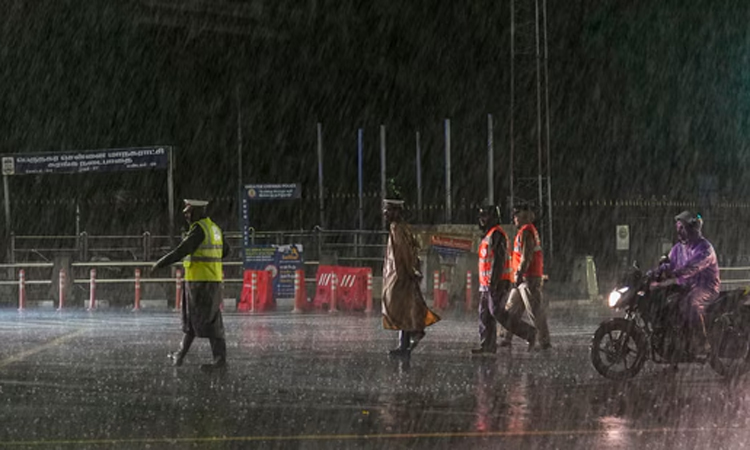 சென்னை உள்பட 8 மாவட்டங்களில் நள்ளிரவு 1 மணிவரை மழைக்கு வாய்ப்பு...!