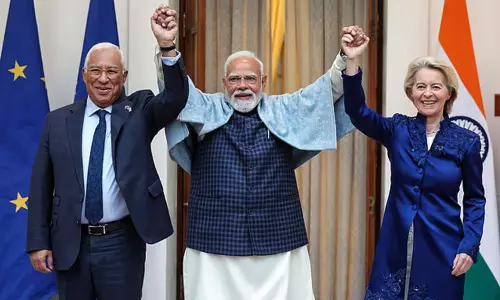 ‘அனைத்து ஒப்பந்தங்களின் தாய்’ உற்பத்தி, சேவை துறையில் ஊக்கம் ஏற்படுத்தும்: பிரதமர் மோடி