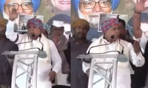 காங்கிரஸ் நிகழ்ச்சியில் டி.கே., டி.கே. என கோஷம்... ஆத்திரமடைந்த சித்தராமையா:  வைரலான வீடியோ