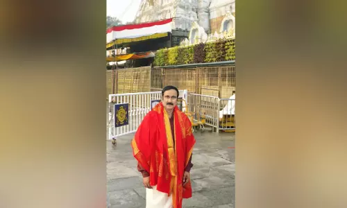 திருப்பதி ஏழுமலையான் கோவிலில் அன்புமணி ராமதாஸ் சாமி தரிசனம்